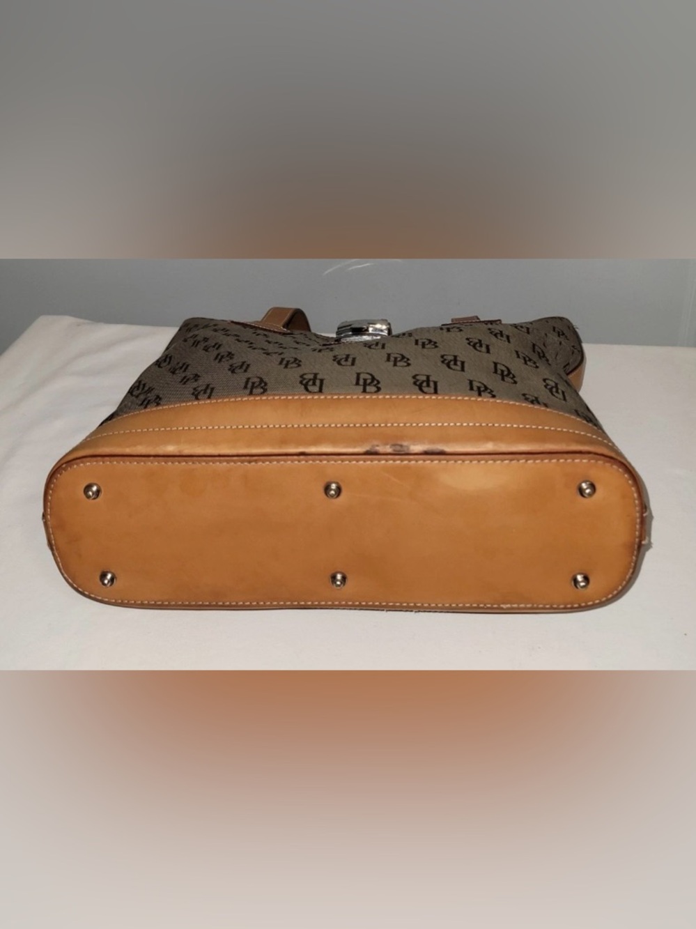 Vintage Dooney & Bourke Brown Canvas Monogram Tote Bag Tan Leather Trim - Picture 6 of 16